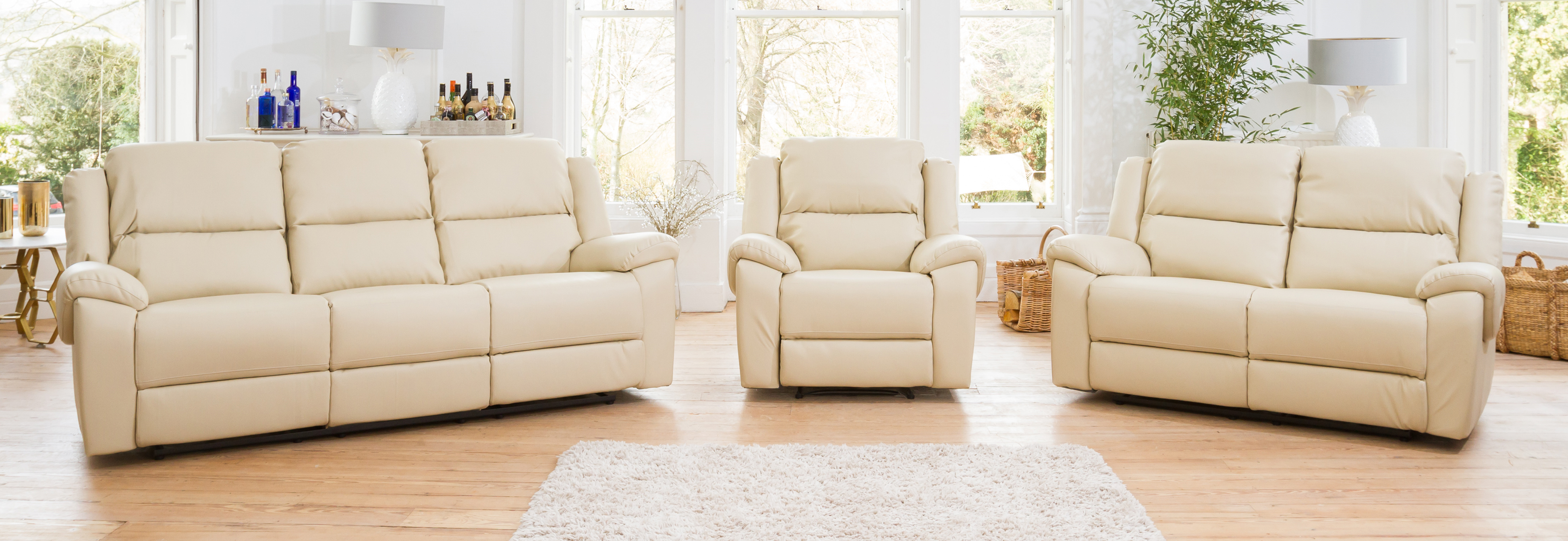 Warwick Electric Reclining Suite Cream, Warwick Leather Power Lift Recliner Chair